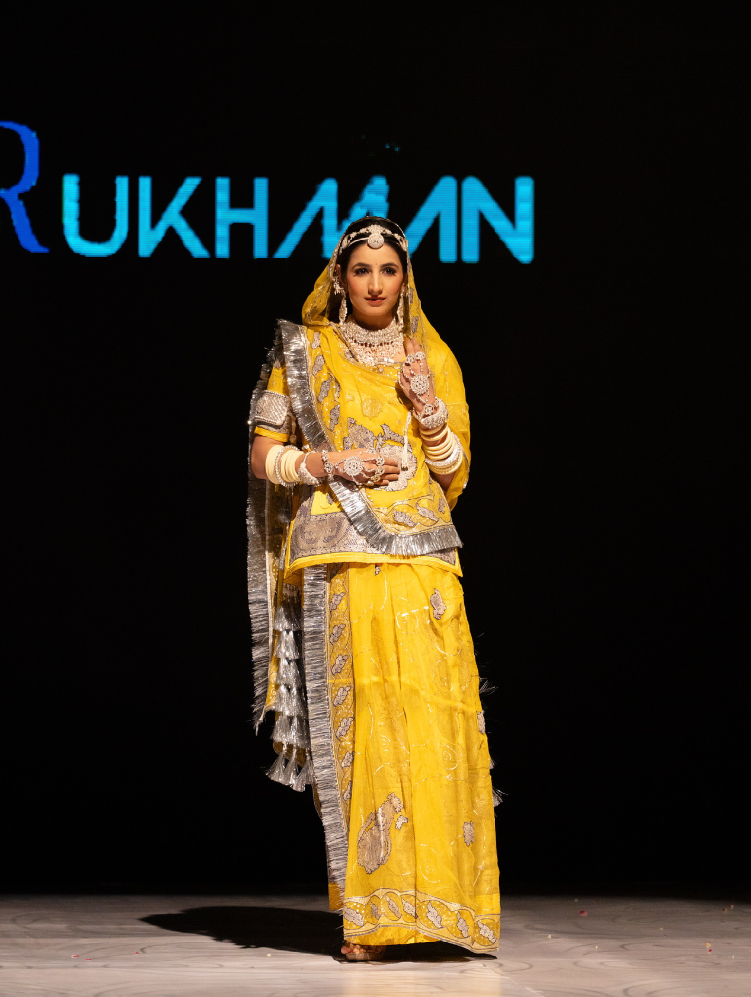 Real Silver Rajputi Poshak With Pure Odhna